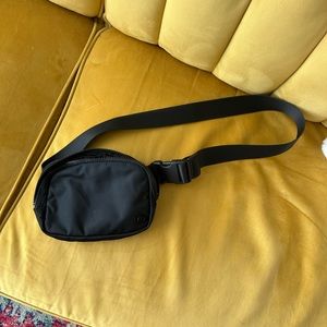 Lululemon belt bag